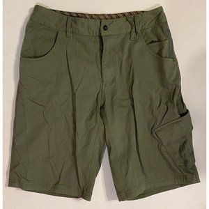 Lululemon Men's Large Sage Green Cargo Hiking Shorts 34" x 13" Wet Dry Warm